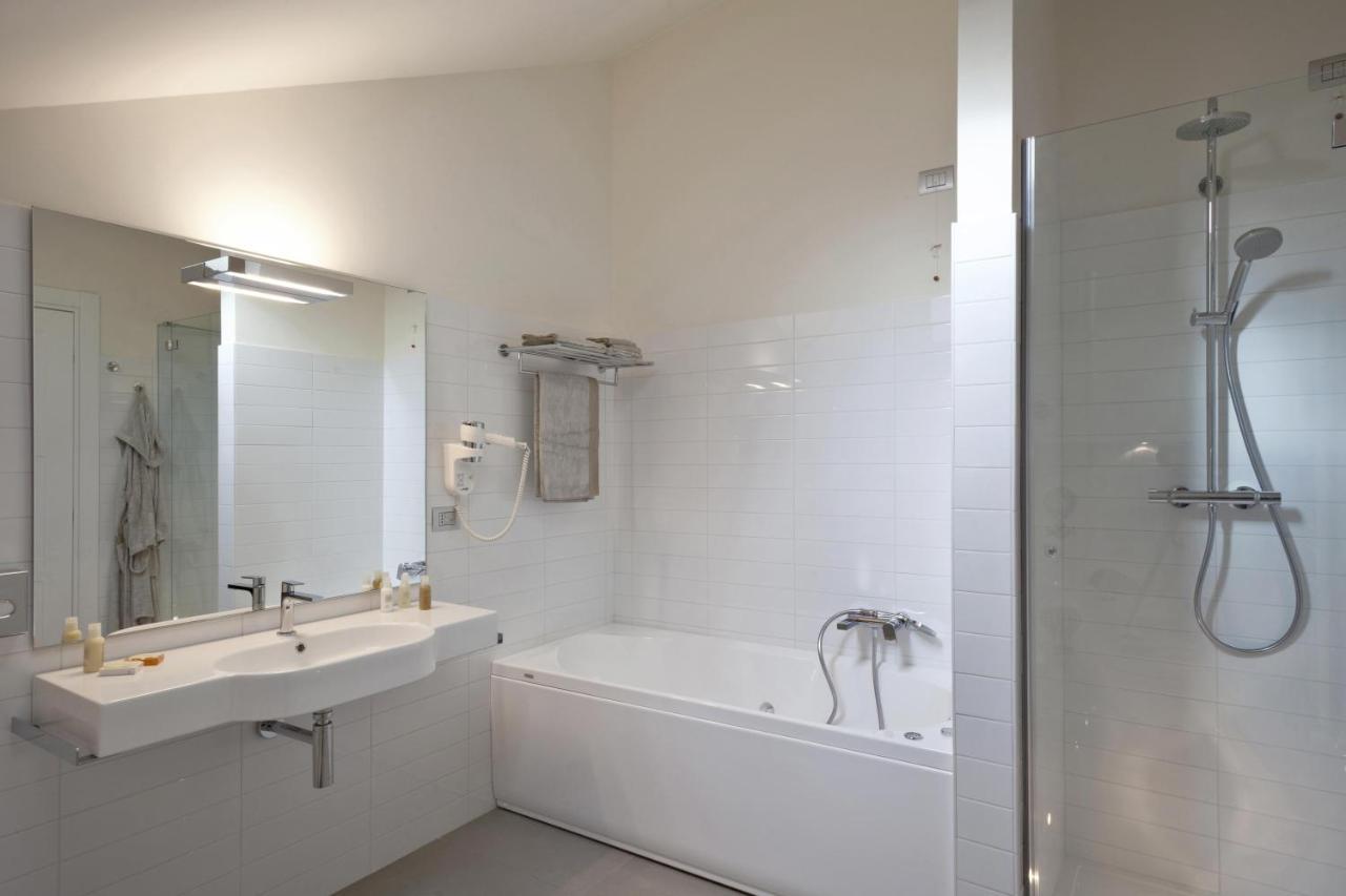 Santa Cesarea Residence Luxury Suite - La Vetta Del Sasso Barisano Matera Buitenkant foto