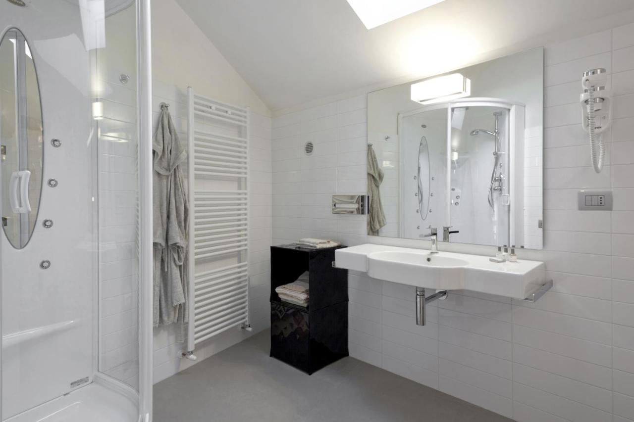 Santa Cesarea Residence Luxury Suite - La Vetta Del Sasso Barisano Matera Buitenkant foto