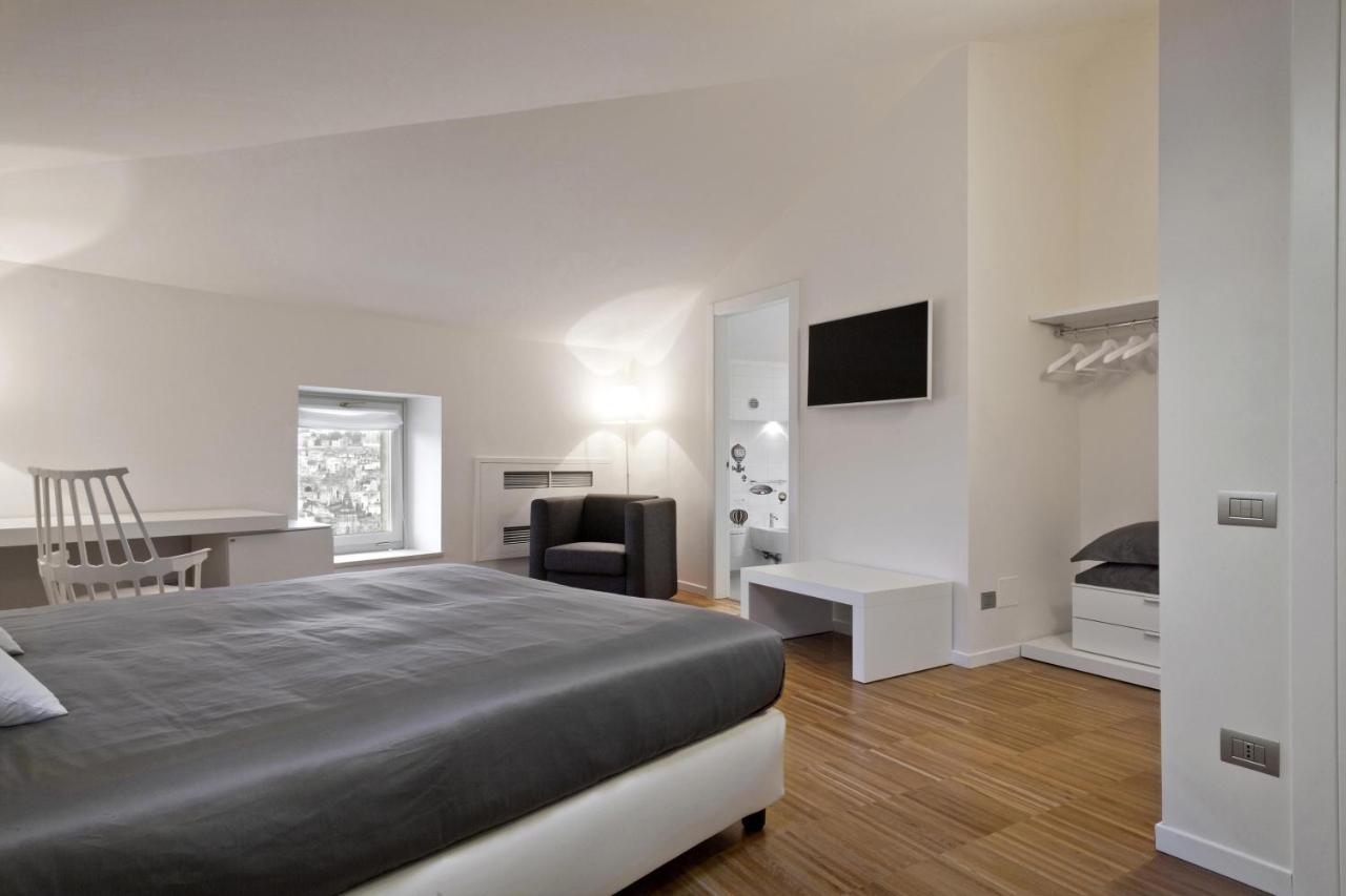 Santa Cesarea Residence Luxury Suite - La Vetta Del Sasso Barisano Matera Buitenkant foto